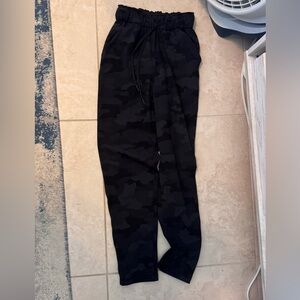 Lululemon Athletica Black Camouflage Pants